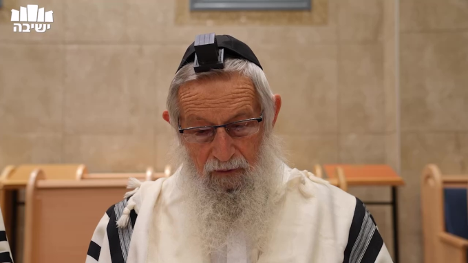 "היום אתם יוצאים", "והיה כי יביאך", "שבעת ימים תאכל"