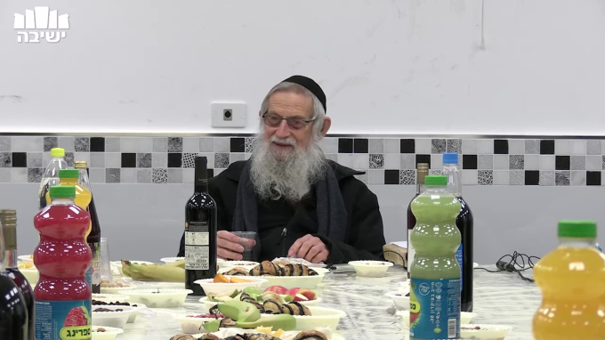 סדר ט"ו בשבט בישיבת בית אל