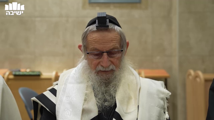 "הנותן לשכוי בינה", "שלא עשני גוי"