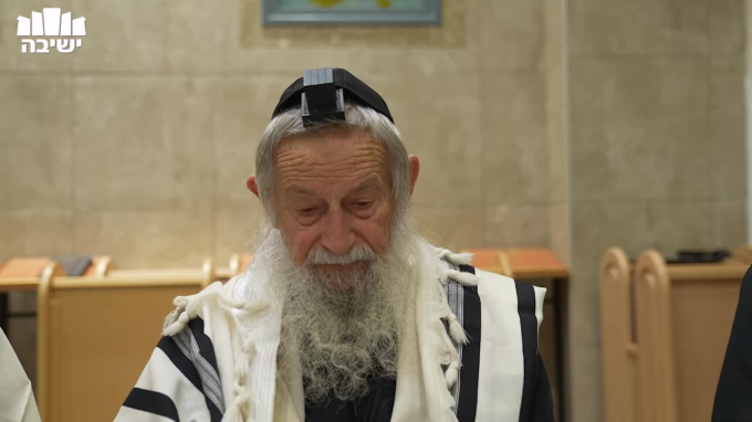 "פוקח עורים", "מלביש ערומים", "מתיר אסורים"