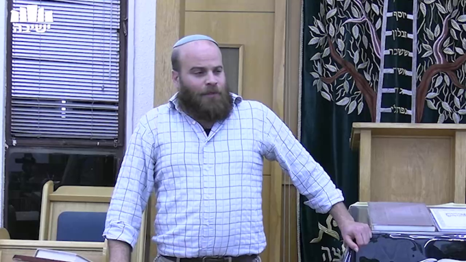 שתי דרכים במהות הנבואה