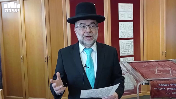 שמיעת מקרא מגילה במיקרופון האם יוצאים ידי חובה