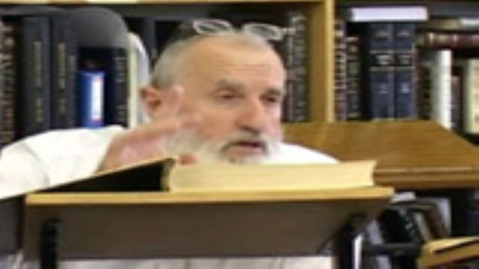 המנורה והשולחן