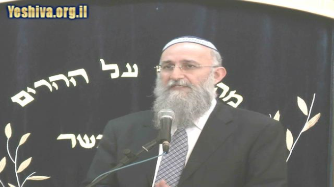 הדמות המופתית