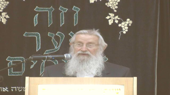 צערנו על אבינו ומורנו - צער הקב"ה על עבדו