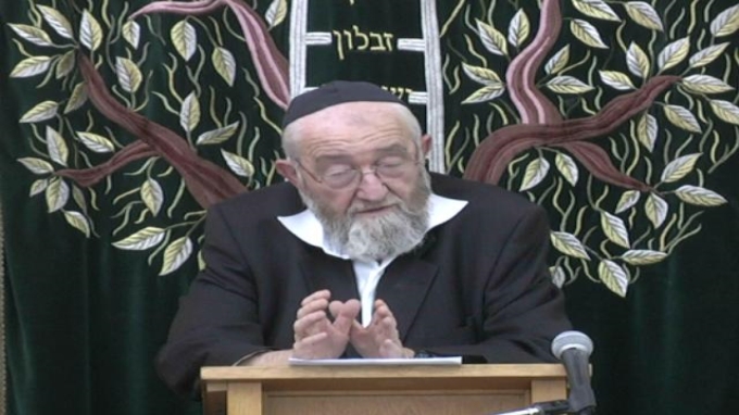 רחבת הכותל - היבטים הלכתיים