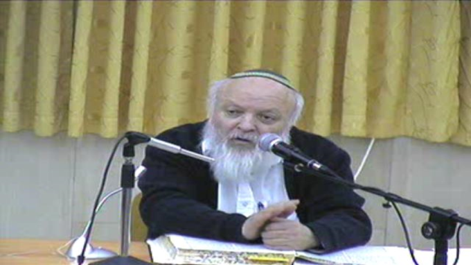דברי חכמה ודברי כסילות הידורו יחד בכפיפה אחת