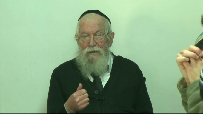 זכין לאדם