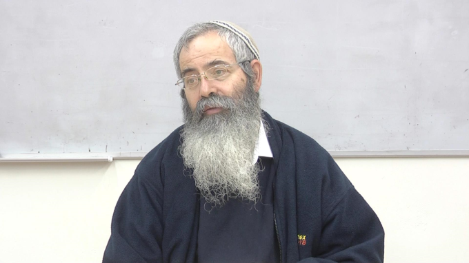 הבדל בין חסידים למתנגדים לפי הרב קוק?