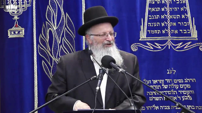 רָאשֵׁיכֶן אַל תִּפְרָעוּ - מהלכות כיסוי ראש לנשים