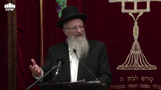 וּלְךָ עָשִׂיתָ שֵׁם גָּדוֹל וְקָדוֹשׁ בְּעוֹלָמָךְ - עוצמתם של נרות חנוכה