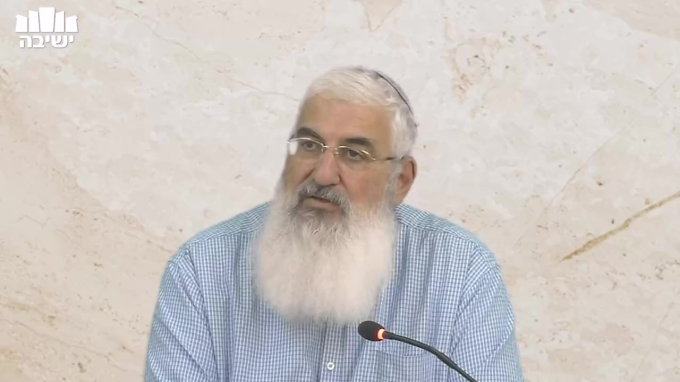 למה דוד המלך מותר לבוא בקהל? 