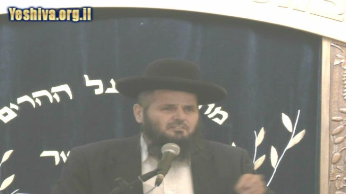 קרוב לכולם