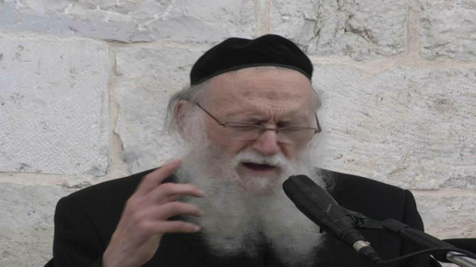 בונה הארץ והעם