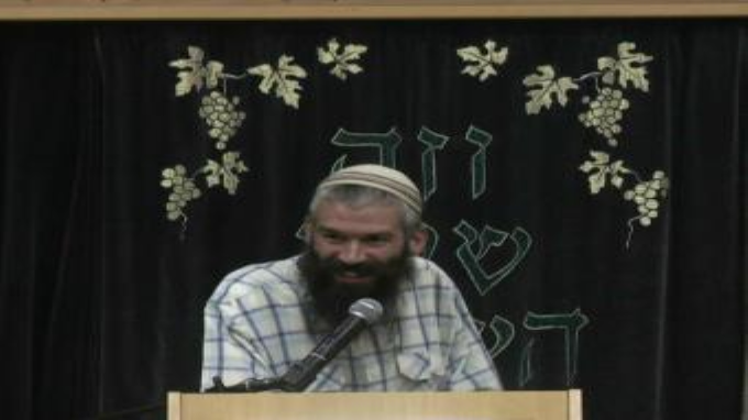 מידותיו והנהגותיו בקודש של הרב אליהו