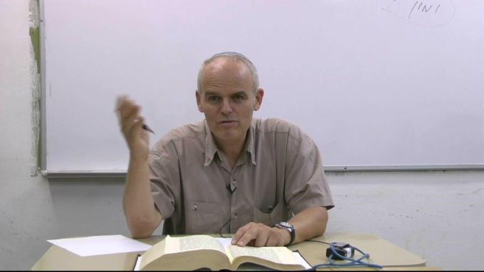 "ותדבק בנערות עד כלות הקציר ותשב את חמותה"