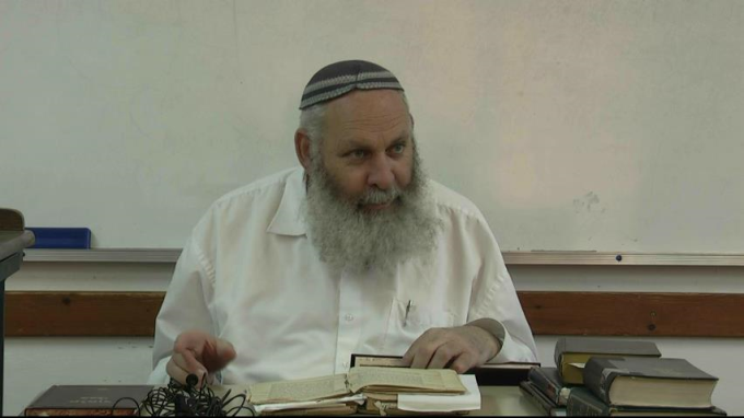 ירד לחו"ל ונשא אישה ומת - נקרא שנשא גויה וברוך המקום שהרגו.