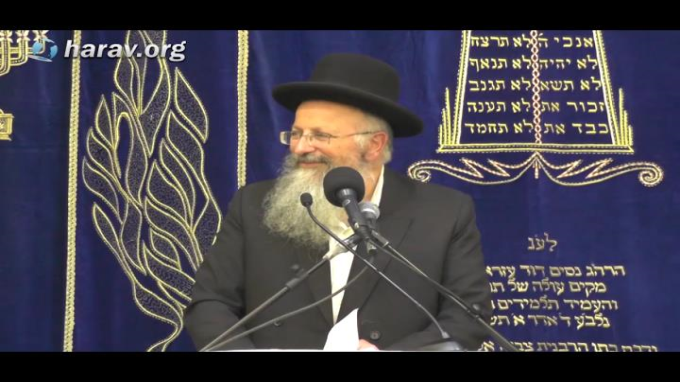 יוֹדוּ לה' חַסְדּוֹ וְנִפְלְאוֹתָיו לִבְנֵי אָדָם