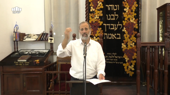 חקוק על מצחנו