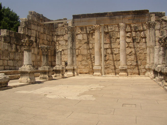 קובץ:Kapernaum Synagoga.jpg