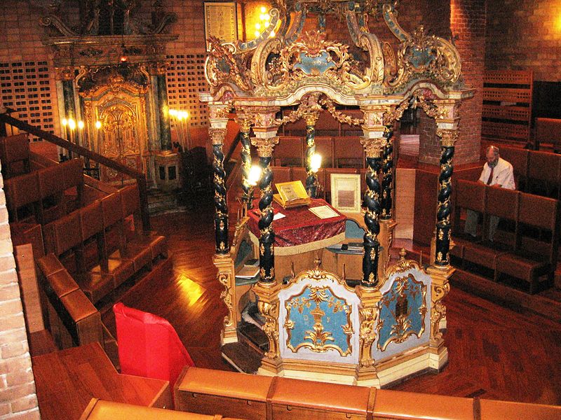 קובץ:Torino italian synagogue.JPG