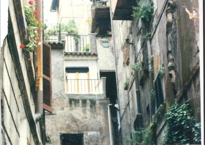 קובץ:Ghetto roma to day.jpg