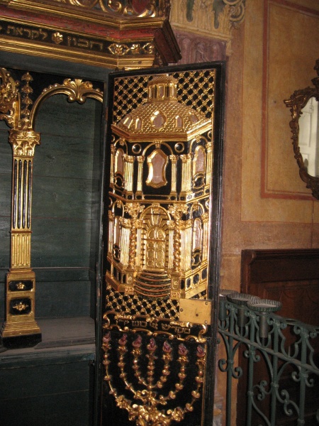 קובץ:Sinagoga di Carmagnola 3B.jpg