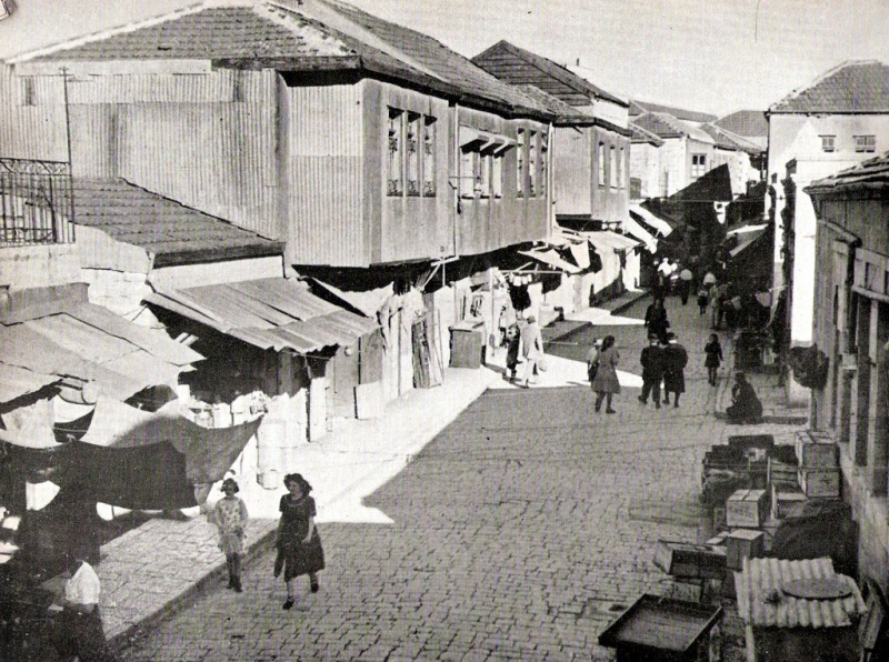 קובץ:100 Shearim ca1950.jpg