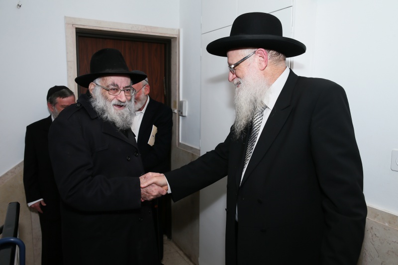 קובץ:0417 sefer.jpg