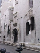 הכניסה לבית הכנסת - מראה מהצד